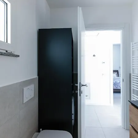 Apartment Lakeview Terrace Superior With Pool And Air Conditioning Nesso