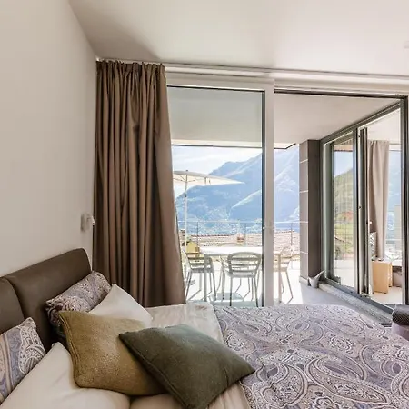Lakeview Terrace Superior With Pool And Air Conditioning * Nesso