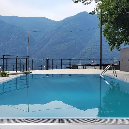 Lakeview Terrace Superior With Pool And Air Conditioning Nesso